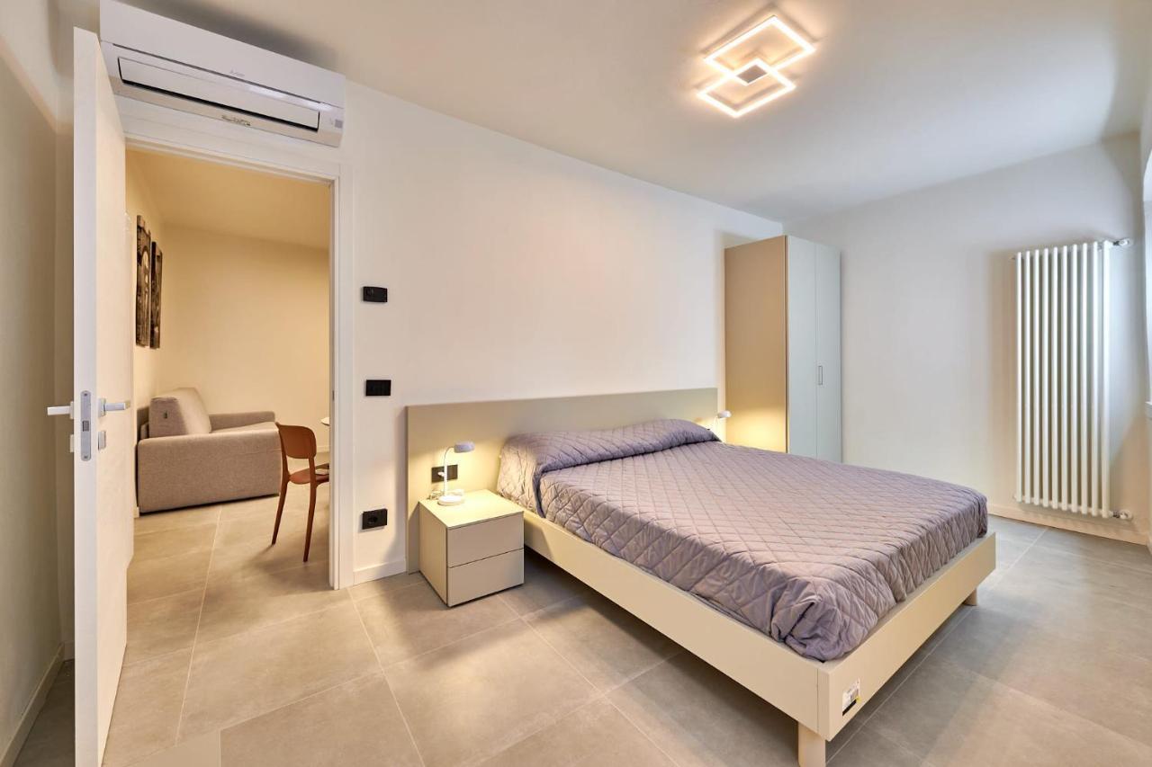 Apartmentsgarda - Residenza Mercanti Εξωτερικό φωτογραφία