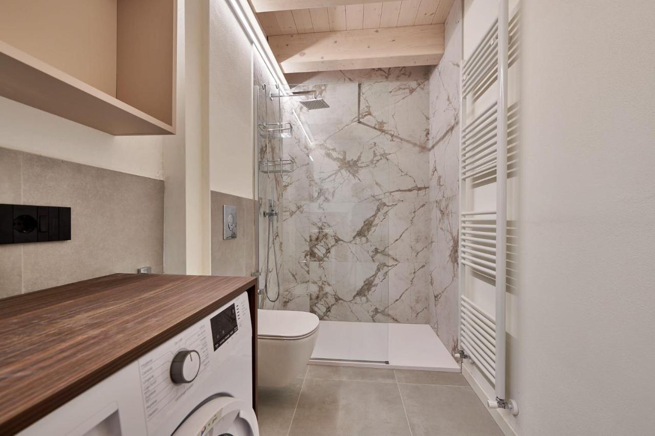 Apartmentsgarda - Residenza Mercanti Εξωτερικό φωτογραφία