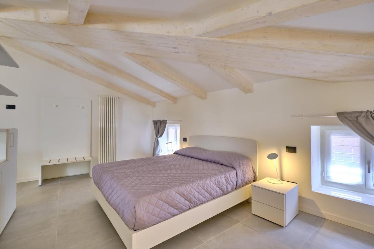 Apartmentsgarda - Residenza Mercanti Εξωτερικό φωτογραφία